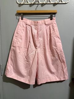 (Category: ) located in . Submitted by margascloset_ (Listing ID 1470494976, Image 1). Description: .