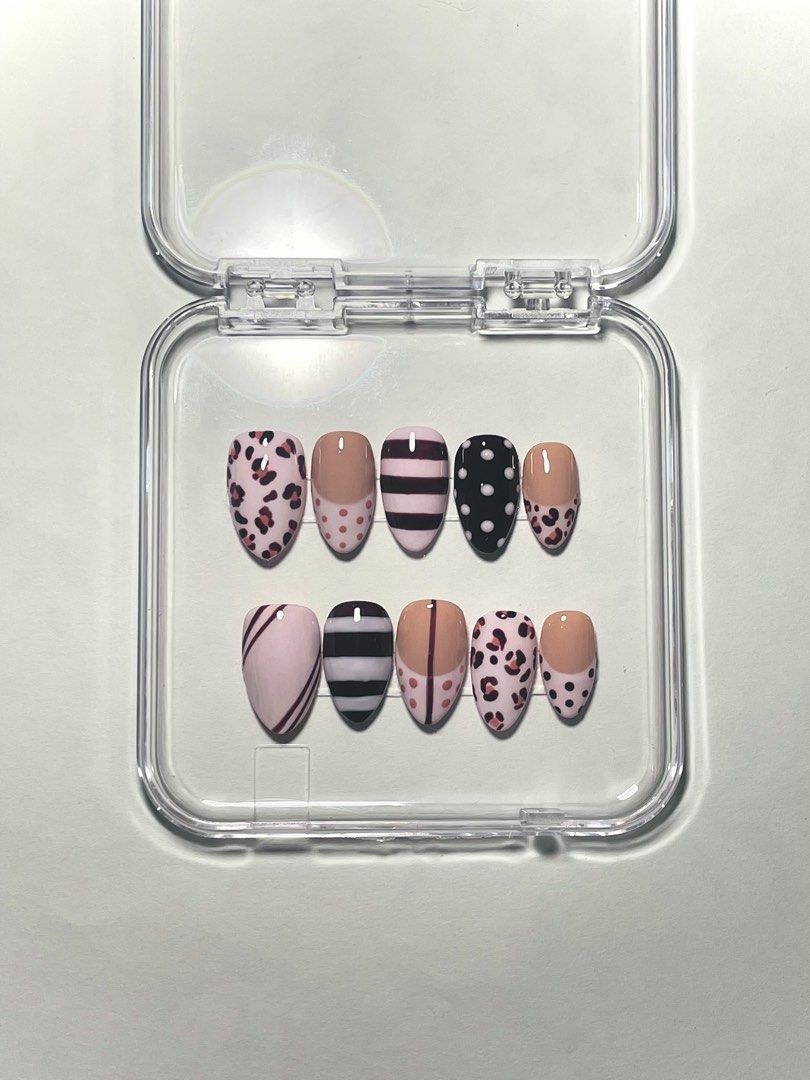Pink press on nails (Category: Hands & Nails) located in Manila. Submitted by nailarchitech.co (Listing ID 1470513436, Image 1). Description: Size: small Shape: almond Length: medium •includes prep/application kit when purchased • handmade & reusable Message us on IG @nailarchitech.co for further inquiries!.