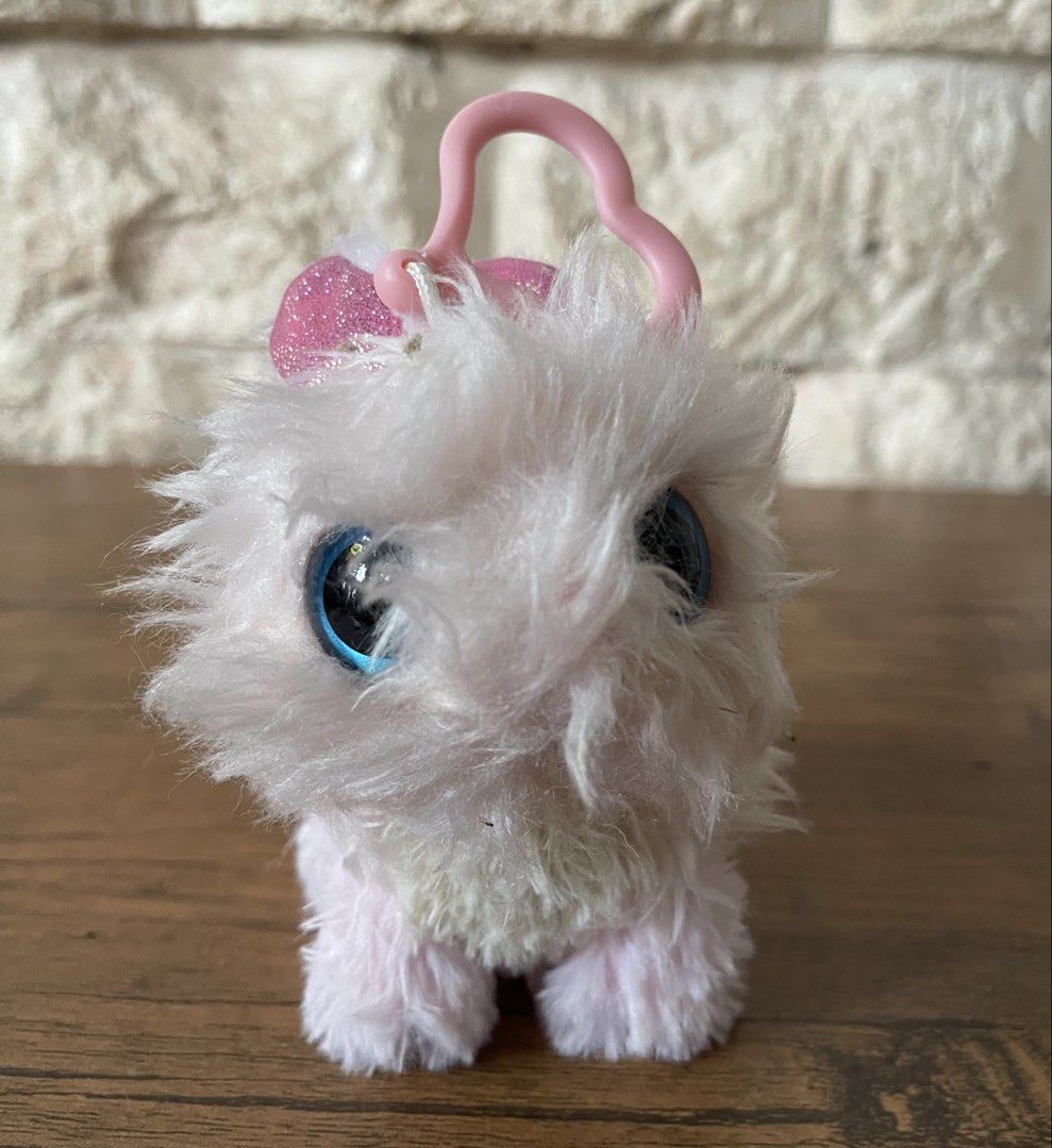 pink Scruff-a-Luvs bunny plush toy (Category: Plushies & Soft Toys) located in San Fernando. Submitted by dntjapansurpluselyu (Listing ID 1470474486, Image 2). Description: .