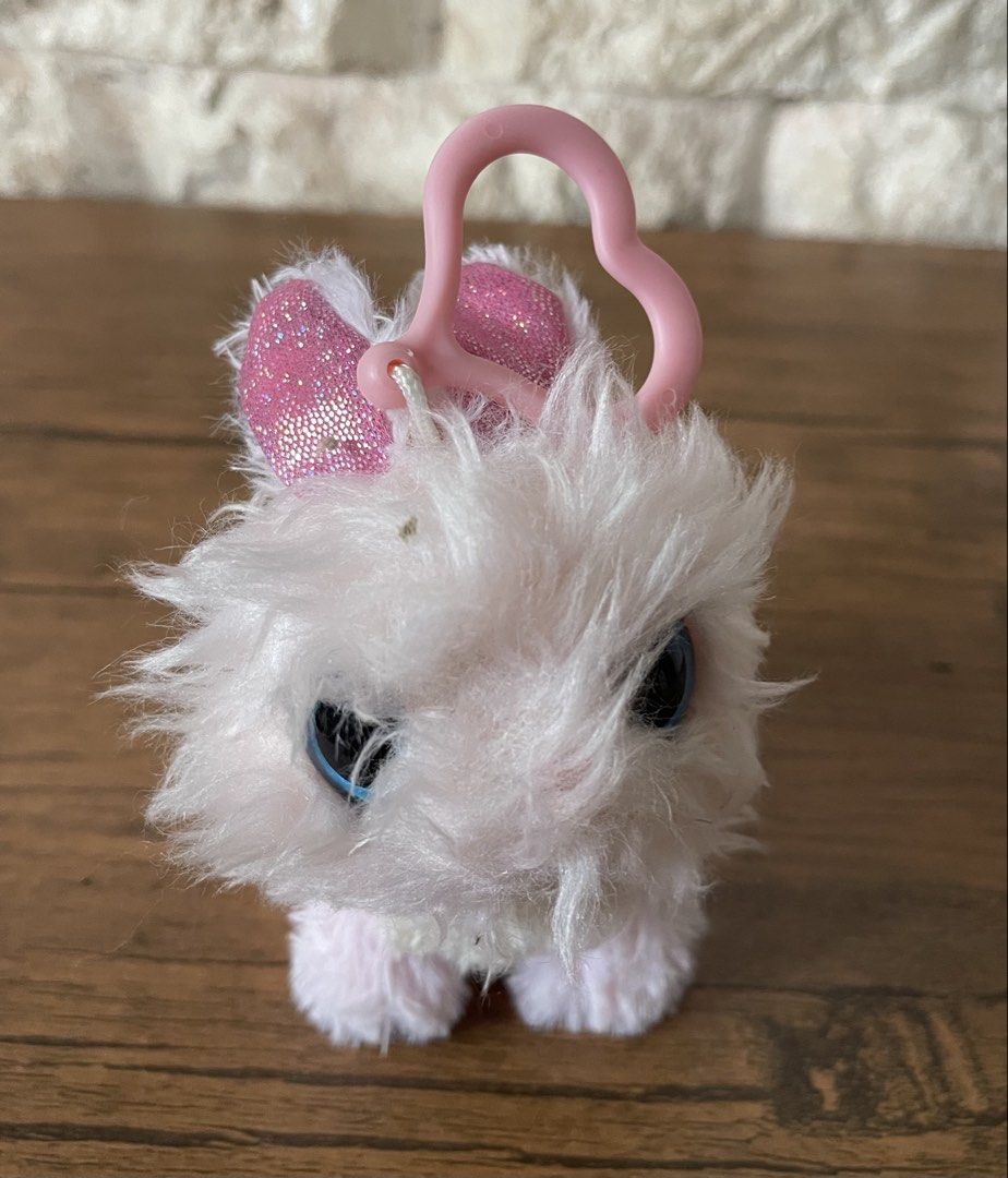 pink Scruff-a-Luvs bunny plush toy (Category: Plushies & Soft Toys) located in San Fernando. Submitted by dntjapansurpluselyu (Listing ID 1470474486, Image 1). Description: .