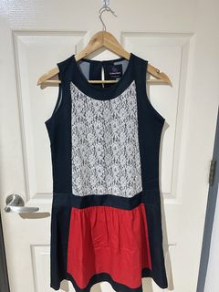 (Category: ) located in . Submitted by ktyyycloset (Listing ID 1470528298, Image 1). Description: .