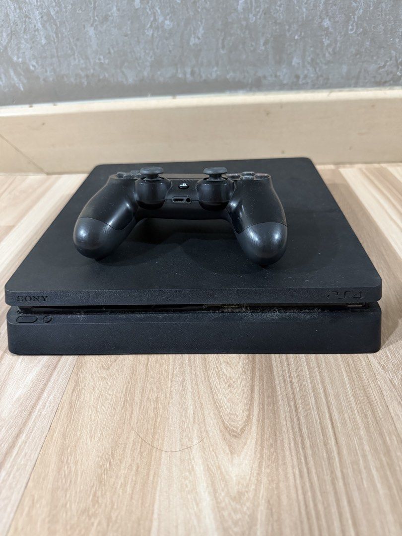 Ps 4 Renting PlayStation 4 with Controller jailbreak, Video Gaming, Video Game ...