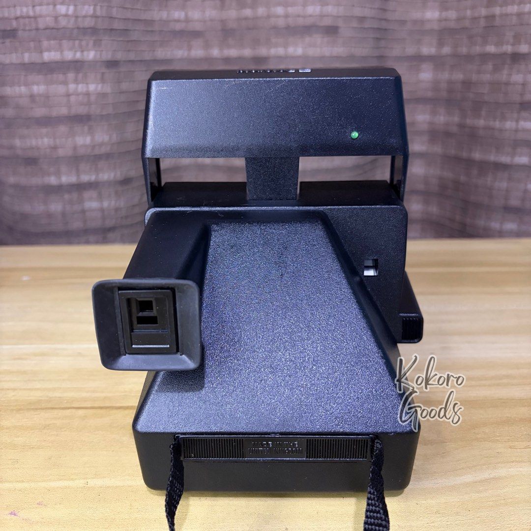 Polaroid Spirit 600 CL Instant Camera (Category: Cameras) located in Caloocan City. Submitted by lynaldeax (Listing ID 1470427629, Image 3). Description: Polaroid Spirit 600 CL Camera RARE Film & Battery pack Tested Clean Lens Viewfinder Ok Flash working - Lighten / Neutral / Darken Function - Portrait / Landscape - Built in Automatic Flash *uses Polaroid 600 Film Inclusions: Camera .