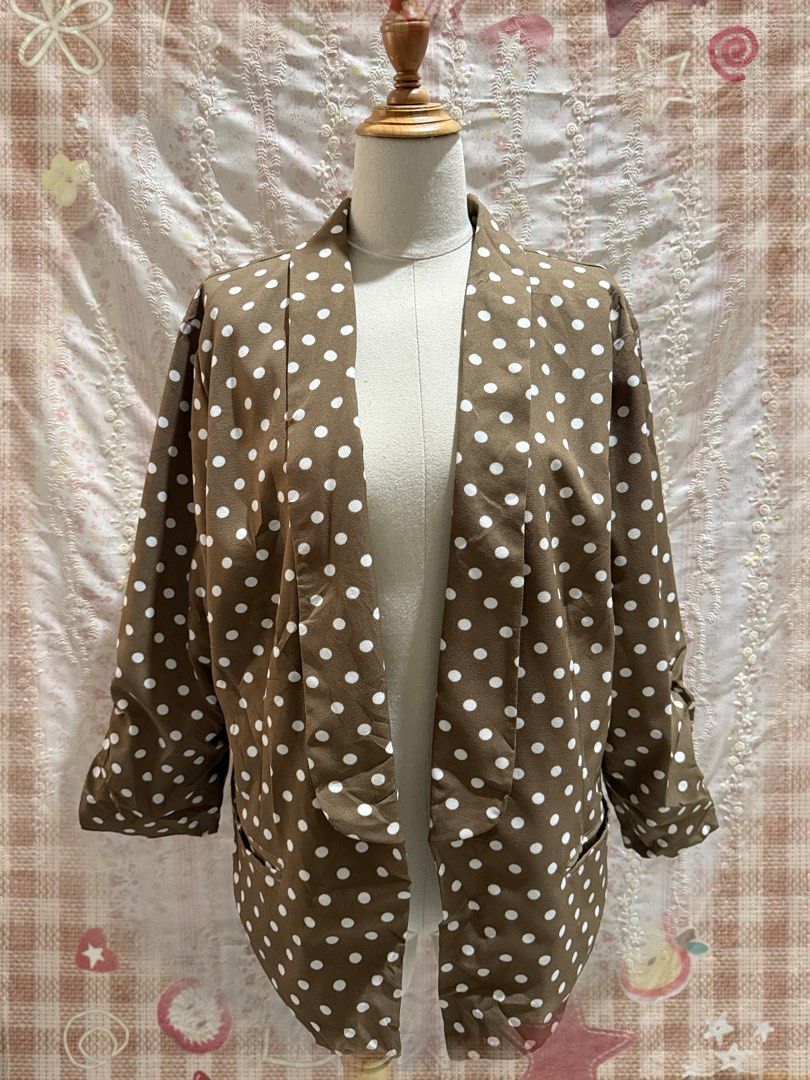 polka dot blazer (Category: Coats, Jackets and Outerwear) located in San Pedro. Submitted by swiit_fruutz (Listing ID 1470383469, Image 1). Description: 𑣲𝄞 size: L-XL mine: 250 𝓨𝓸𝓾 𝓬𝓪𝓷 𝓹𝓪𝓲𝓻 𝓲𝓽 𝔀𝓲𝓽𝓱… cream babydoll dress, sheer white tights, cream leg warmers w/mary janes ᯓ‎𝄞 REMINDER All clothes are preloved. By proceeding with your purchase, you acknowledge and agree to this condition and confirm that you have read the rules..