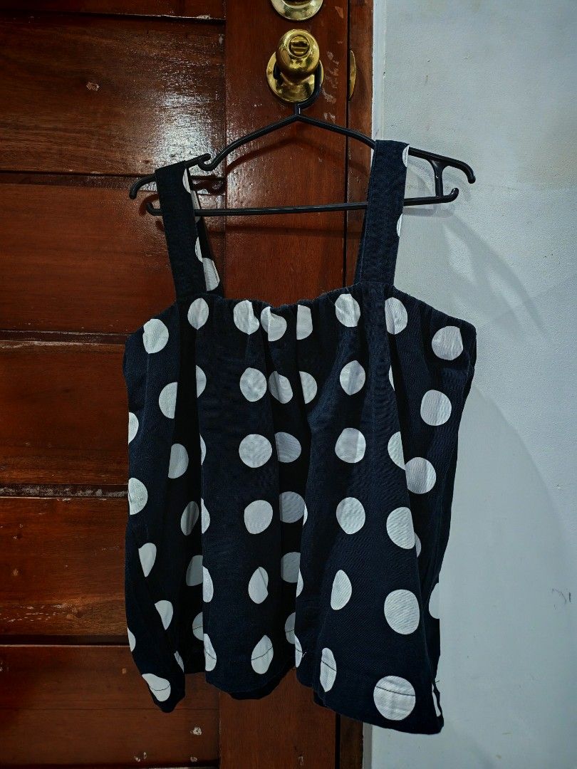 Polka Top (Category: Sleeveless) located in Bulacan. Submitted by mandjays (Listing ID 1470471221, Image 1). Description: Polka Top. Bought also here in Carousell..