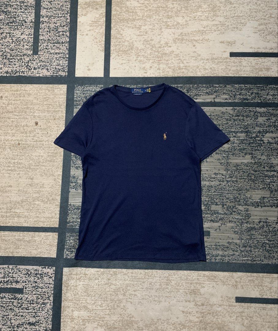 Polo Ralph Lauren custom slim fit (Category: Formal Shirts) located in Cebu City. Submitted by thriftsh1t.ph (Listing ID 1470502872, Image 2). Description: W20 L27.
