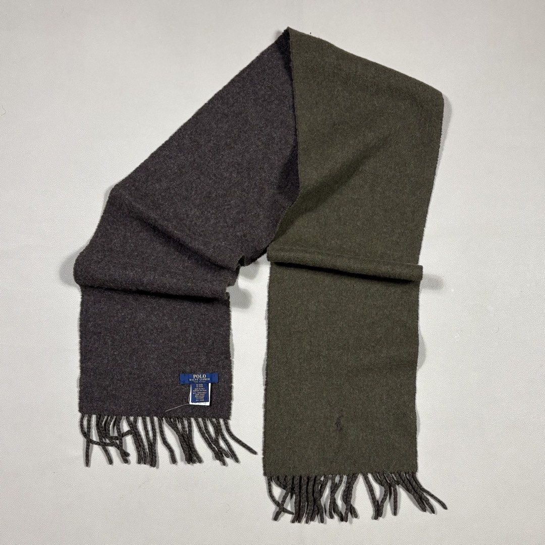 Polo Ralph Lauren Reversible Wool-Blend Scarf (Category: Scarves) located in Quezon City. Submitted by dufflebag_boy (Listing ID 1470415943, Image 1). Description: Polo Ralph Lauren Reversible Wool-Blend Scarf -Price: 800 -Excellent Condition HMU 📩.