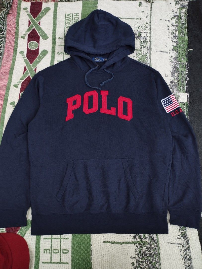 POLO RALPH LAUREN USA ACRIPT PATCH HOODIE (Category: Hoodies) located in Zamboanga. Submitted by vintagetreasures.zc (Listing ID 1470516577, Image 1). Description: Polo RL USA Script Patch Hoodie 23W / 27L 10/10 Colour Rate Excellent Condition No Issue / Need Wash lang 1800 + SF.