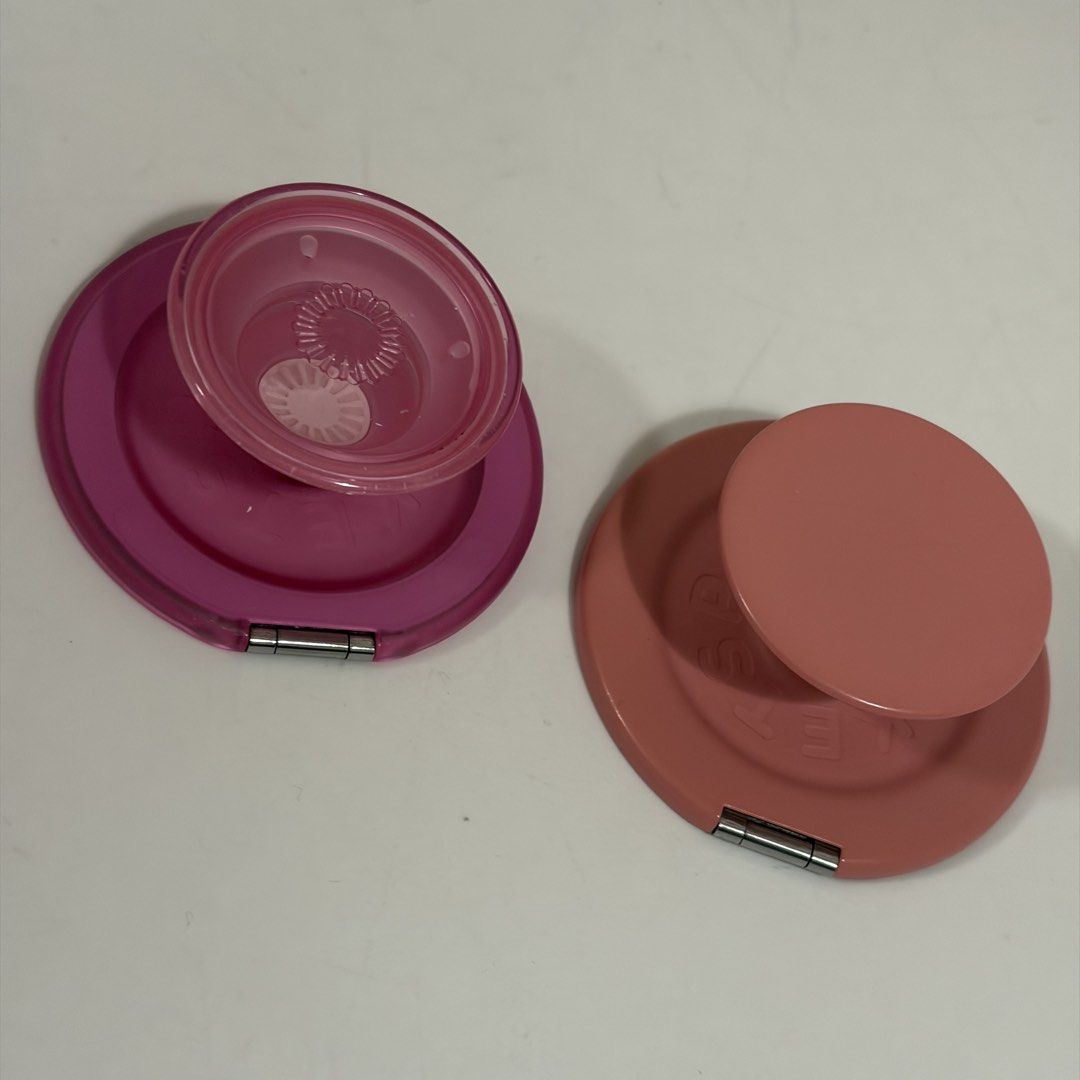 Popsockets Kick-out (Category: Mounts & Holders) located in Paranaque City. Submitted by gingershoppe (Listing ID 1470377202, Image 1). Description: Popsockets Kick-out ₱ 1,200 each ₱2k for bundle of two Shipping c/o buyer Thanks.