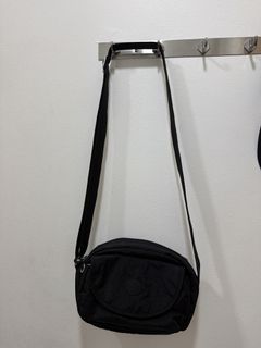 (Category: ) located in . Submitted by deal.at.jurongpoint.only (Listing ID 1470514053, Image 1). Description: .