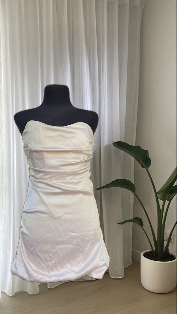 Preloved (Category: Dresses) located in Argao. Submitted by oddfish.1aa366 (Listing ID 1470521237, Image 3). Description: .