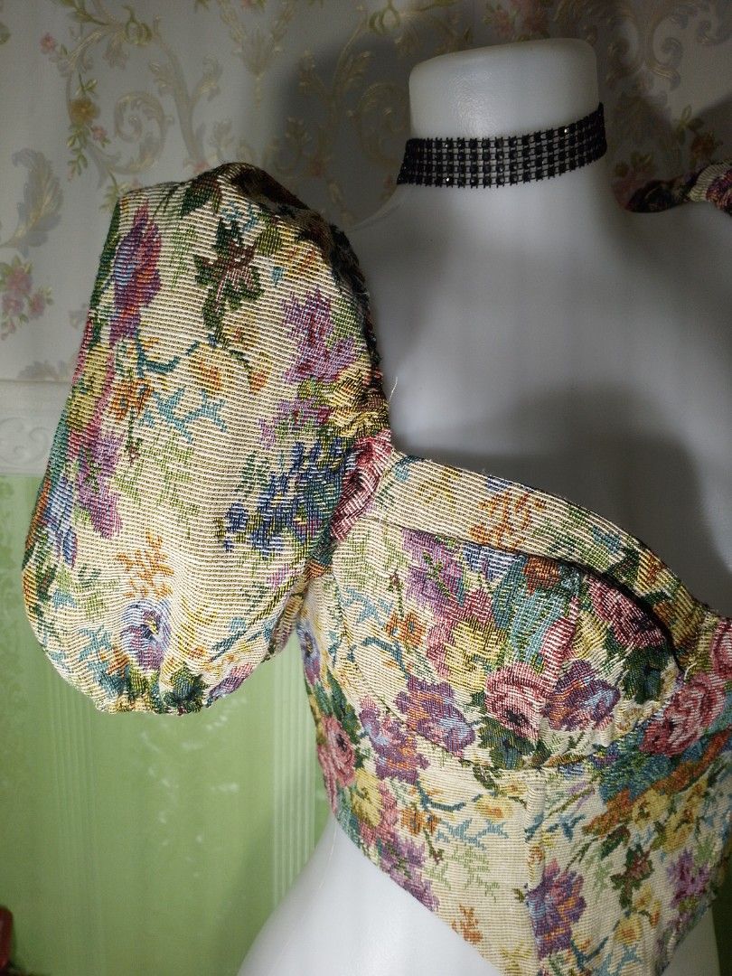 Preloved Brocade Crop Top (Category: Others Tops) located in Dasmarinas. Submitted by ms.happycorsets (Listing ID 1470449762, Image 3). Description: Preloved Brocade Corset Top Mix Colors Brocade design Can Fit to Large size Not Stretchable Fabric Starting waistline size 30 inches Only Length 18 inches With 2 Soft bones Has Zipper At the Back Slightly Padded with underwrite 36 B with Slight flaw Actual Photo Color may Change due to Camera Flash💕
