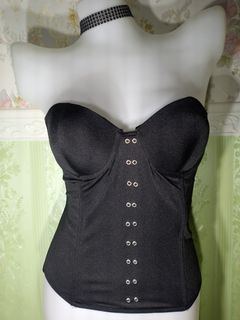 (Category: ) located in . Submitted by ms.happycorsets (Listing ID 1470462127, Image 1). Description: .
