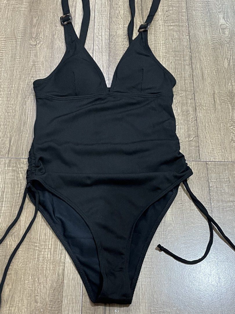 Pre-loved One Piece Shoulder Tie Swimsuit (Category: Bikinis & Swimsuits) located in Las Pinas. Submitted by kathybianca (Listing ID 1470492803, Image 1). Description: ‼️ the swimsuit is washed thoroughly, but I highly encouraged to wash again before use. - used once - with padding and pad slot RFS: -Decluttering.