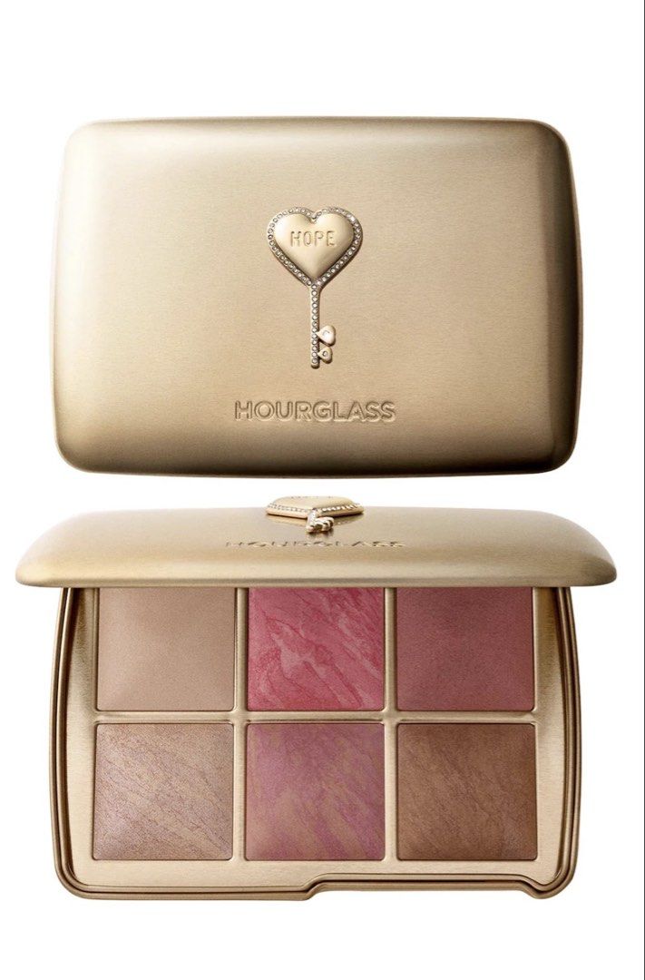 [PREORDER] Hourglass Ambient Lighting Edit Palette (Category: Makeup) located in Manila. Submitted by clubbronzemnl (Listing ID 1470514829, Image 2). Description: Incoming stocks: November 1st week .