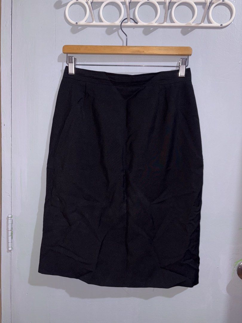 Principles Collections Black Pencil Skirt Size 10 (Category: Skirts) located in Manila. Submitted by margascloset_ (Listing ID 1470495720, Image 1). Description: - Style: High-waist black pencil skirt with front pleats and back slit - Closure: Front button and zipper .
