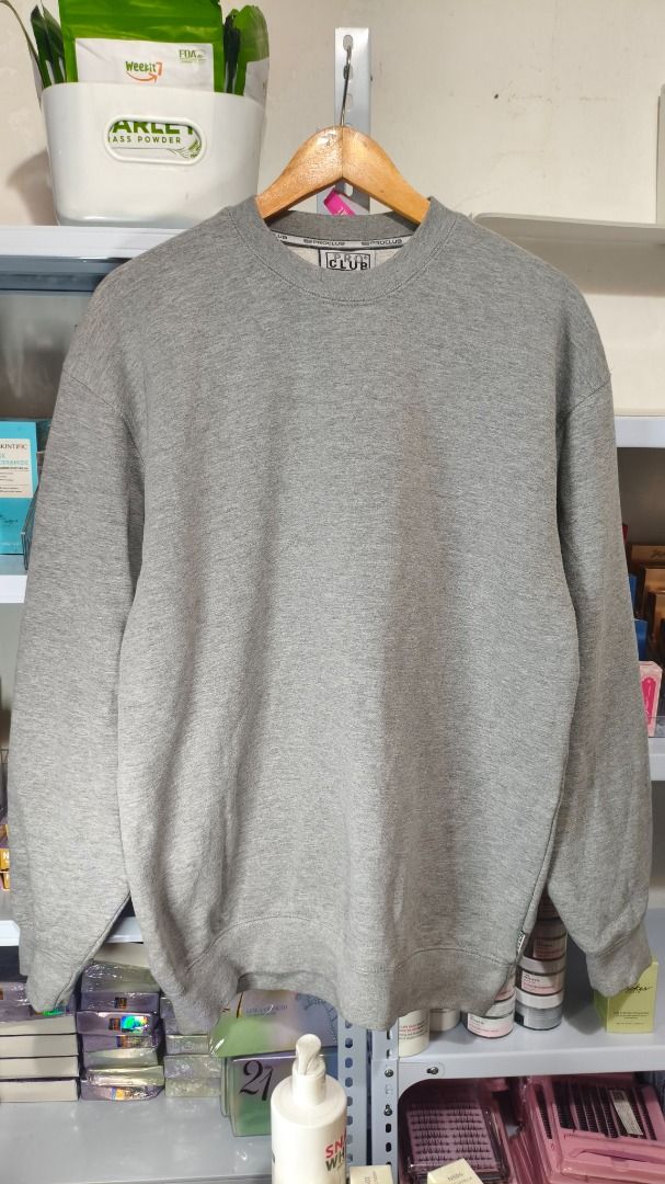 Proclub Crewnceck Pullover (Category: Coats, Jackets and Outerwear) located in Caloocan City. Submitted by lorkan04 (Listing ID 1470483203, Image 1). Description: Authentic No Major Flaws Excellent Condition Need Wash Only Large On tag.