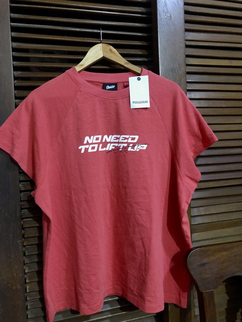 pull&bear short raglan sleeve tee (Category: Shirts) located in Las Pinas. Submitted by kukayskabinet (Listing ID 1470451753, Image 1). Description: 📌last price posted 📌no haggling, (TAWAD ) items are already on sale 📌 items posted are either brand new or pre-loved 📌 manage your expectations and buy at your own risk. .