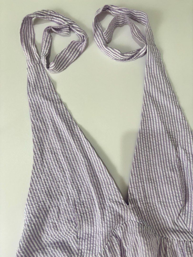 purple low back halter top (Category: Sleeveless) located in Binan City. Submitted by byhiraeth (Listing ID 1470477746, Image 3). Description: -small to medium -no ww -will only entertain offers since IM out of reply quota -loc is santa rosa, laguna.