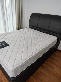 (Category: ) located in . Submitted by 2nd-furnitures1 (Listing ID 1470406642, Image 1). Description: .