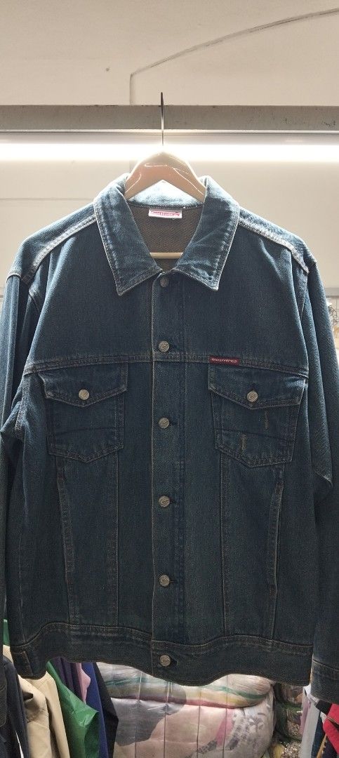 Quiksilver Denim Jacket Size M Vintage Blue (Category: Coats, Jackets and Outerwear) located in Bacolod City. Submitted by hurleydediamante0513 (Listing ID 1470377759, Image 1). Description: - Brand: Quiksilver - Style: Vintage denim jacket, solid streetwear piece - Color: Blue - Material: Cotton - Size: M on tag (fits chest size 95cm) - Features: Classic button-up front, chest flap pockets, graphic print, and embroidered branding patch on the ba