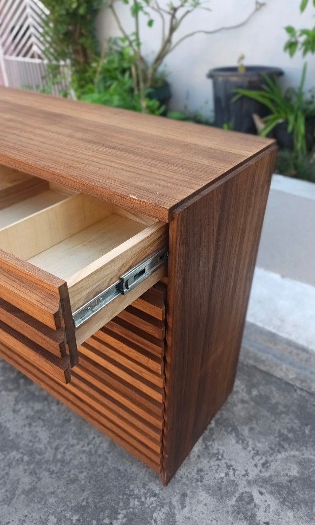 RAFT CHEST DRAWER (Category: Shelves, Cabinets & Racks) located in Santa Rosa. Submitted by tonyhawk0592 (Listing ID 1470549164, Image 2). Description: .