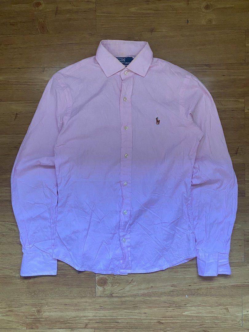 Ralph Lauren (Category: Longsleeves) located in Cebu City. Submitted by streetwear_garage (Listing ID 1470451349, Image 1). Description: Ralph Lauren Tricolor Measurements : - 19.5 | Width - 26 | Lenght Excellent! 1 Dot stain lower left ( washable ) Needs Rewash ( Fresh from bale ) S - M ( Womens ) 🏷️1,399 Shipping fee is not included. Dm for more info!📥.