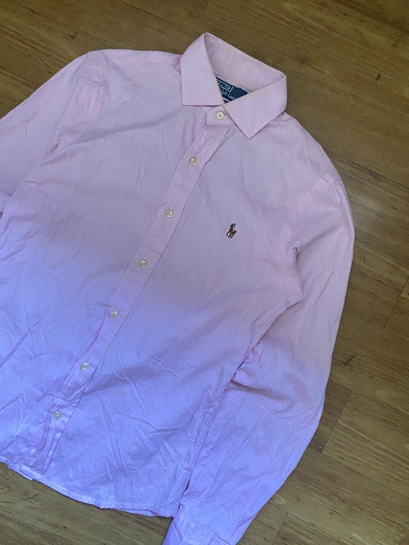 Ralph Lauren (Category: Longsleeves) located in Cebu City. Submitted by streetwear_garage (Listing ID 1470451349, Image 3). Description: Ralph Lauren Tricolor Measurements : - 19.5 | Width - 26 | Lenght Excellent! 1 Dot stain lower left ( washable ) Needs Rewash ( Fresh from bale ) S - M ( Womens ) 🏷️1,399 Shipping fee is not included. Dm for more info!📥.