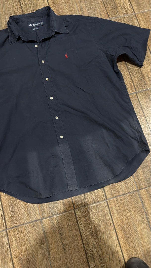 RALPH LAUREN NAVY BLUE (Category: Tshirts & Polo Shirts ) located in Manila. Submitted by urban-vintage_2 (Listing ID 1470453427, Image 2). Description: ISSUE: ISSUE FADE ON BOTTOMS (NEED WASH) MOP :GCASH (NO COD) SHIP VIA: LALAMOVE & J&T LOCATION: PASIG CITY LENGTH: 30 WIDTH : 25.