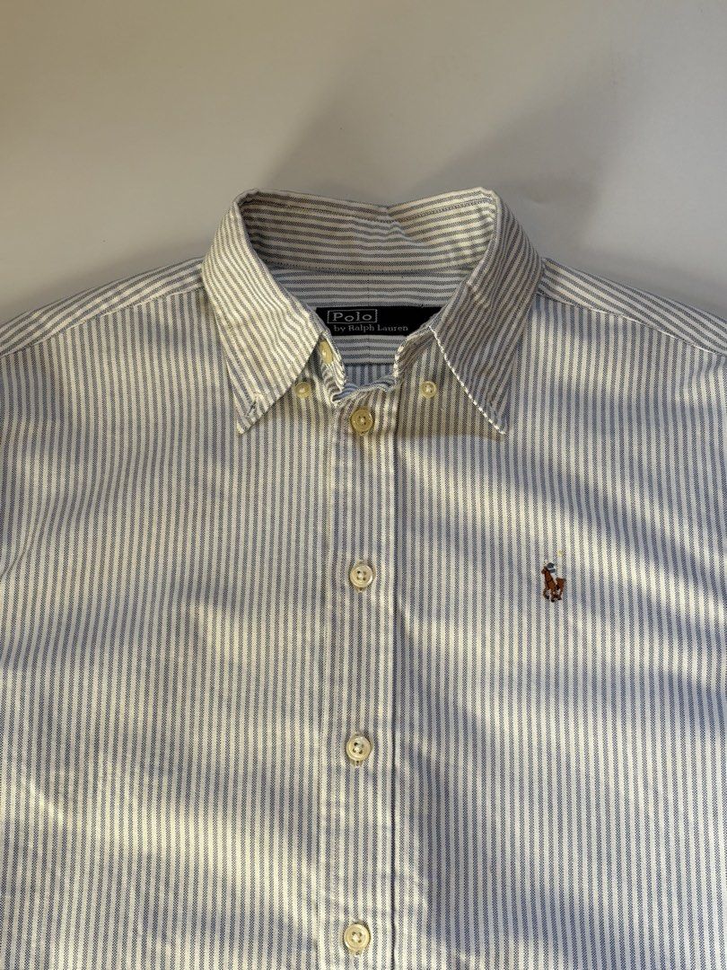 RALPH LAUREN OXFORD BUTTONDOWN (Category: Longsleeves) located in Tuguegarao City. Submitted by oldmoneyfindsph (Listing ID 1470395330, Image 3). Description: 17x25 fits xs-s women’s frame excellent condition and no flaws 2500 only authentic 🤍.