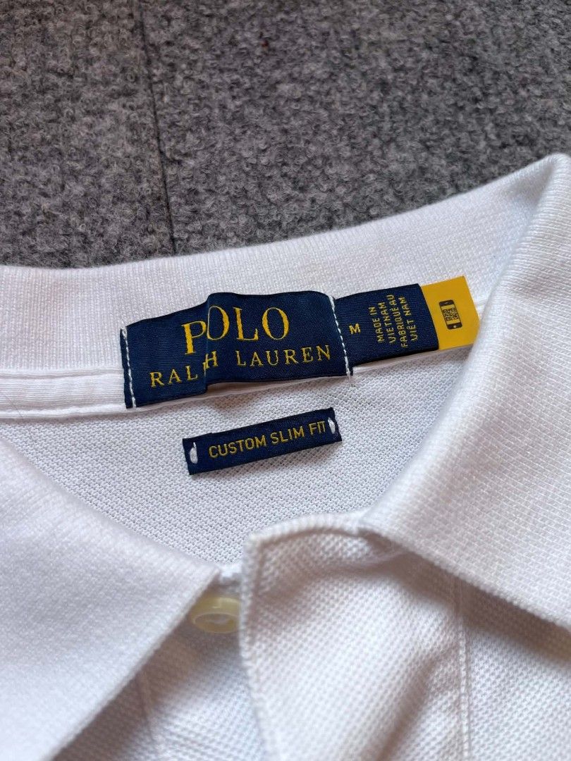 RALPH LAUREN POLO SHIRT (Category: Tshirts & Polo Shirts ) located in Tacloban City. Submitted by lcortuna0908183 (Listing ID 1470361121, Image 3). Description: RALPH LAUREN POLO SHIRT DIMES: W 20 L 26 CR: 9.5/10 EXCELLENT CONDITION NO ISSUE ( COLOR MAY DUE TO THE LIGHT) DM FOR MORE INFO📩.