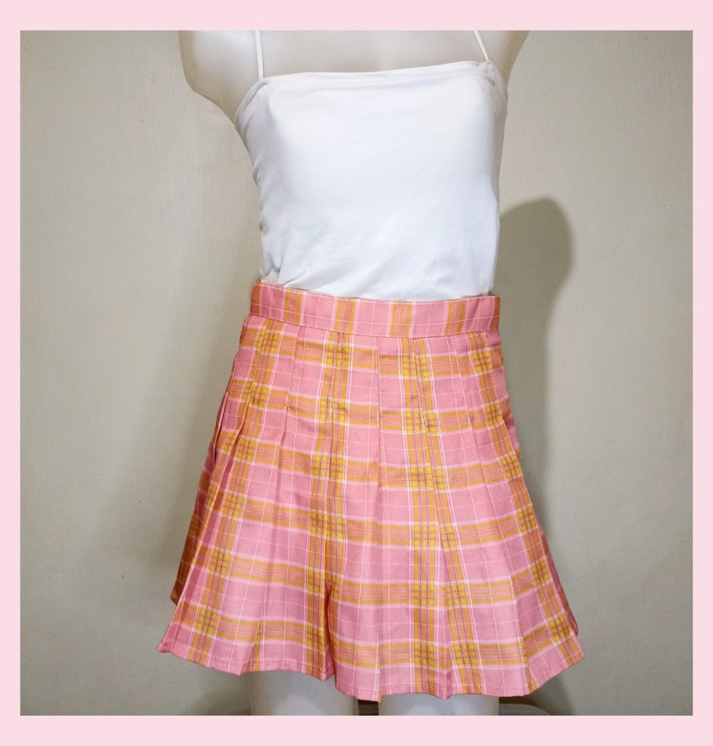 Random Skirts (Category: Skirts) located in Manila. Submitted by goldenmountain.e4137d (Listing ID 1470493458, Image 2). Description: Hi, please message me if you're interested. Everything is still in good condition, I'll send the other details..