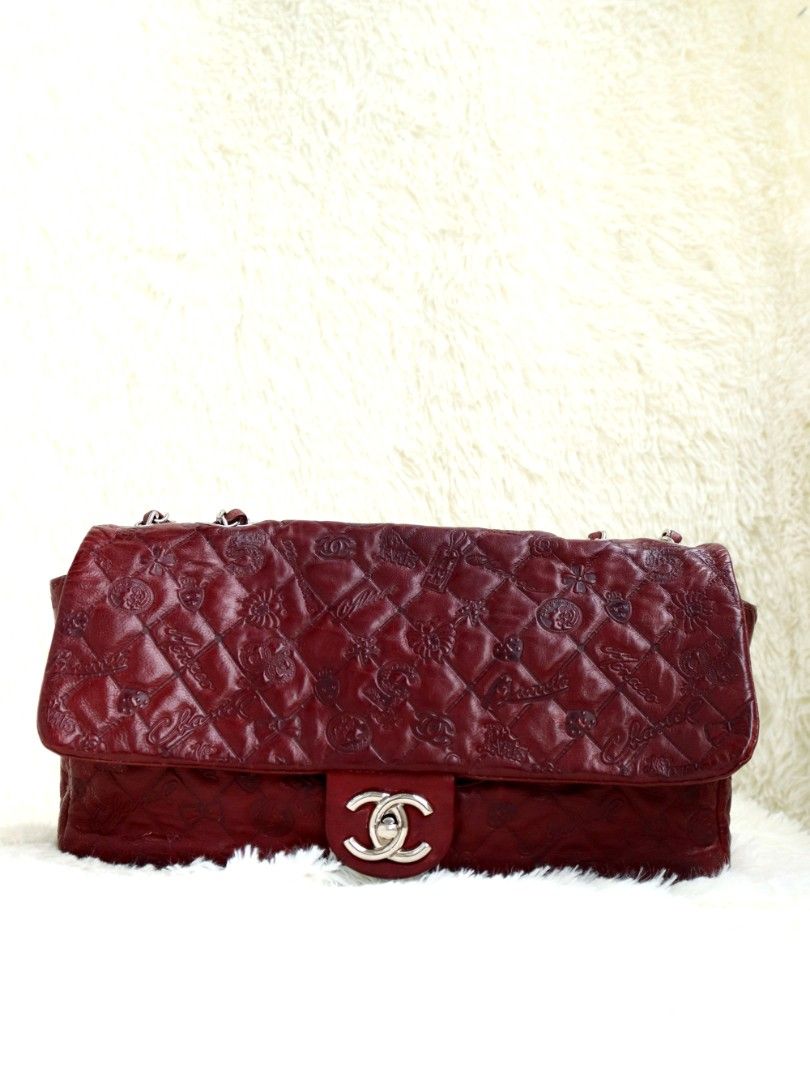 Rare Chanel Flap Charms Edition (Category: Luxury Bags & Wallets) located in Mandaluyong City. Submitted by amps.ae (Listing ID 1470481086, Image 1). Description: Material: Limited Edition with quilted design and embossed "charms" Condition : 9/10 Authenticity : with entrupy and double money back guarantee Pick up or meet up ok for peace of mind.