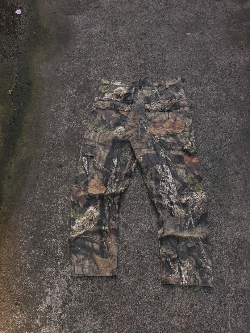 Real tree jeans (Category: Jeans) located in Lipa City. Submitted by -mon27thrift14 (Listing ID 1470274808, Image 3). Description: Waist 32 Length 37.8 Thigh12 Hem7.5.