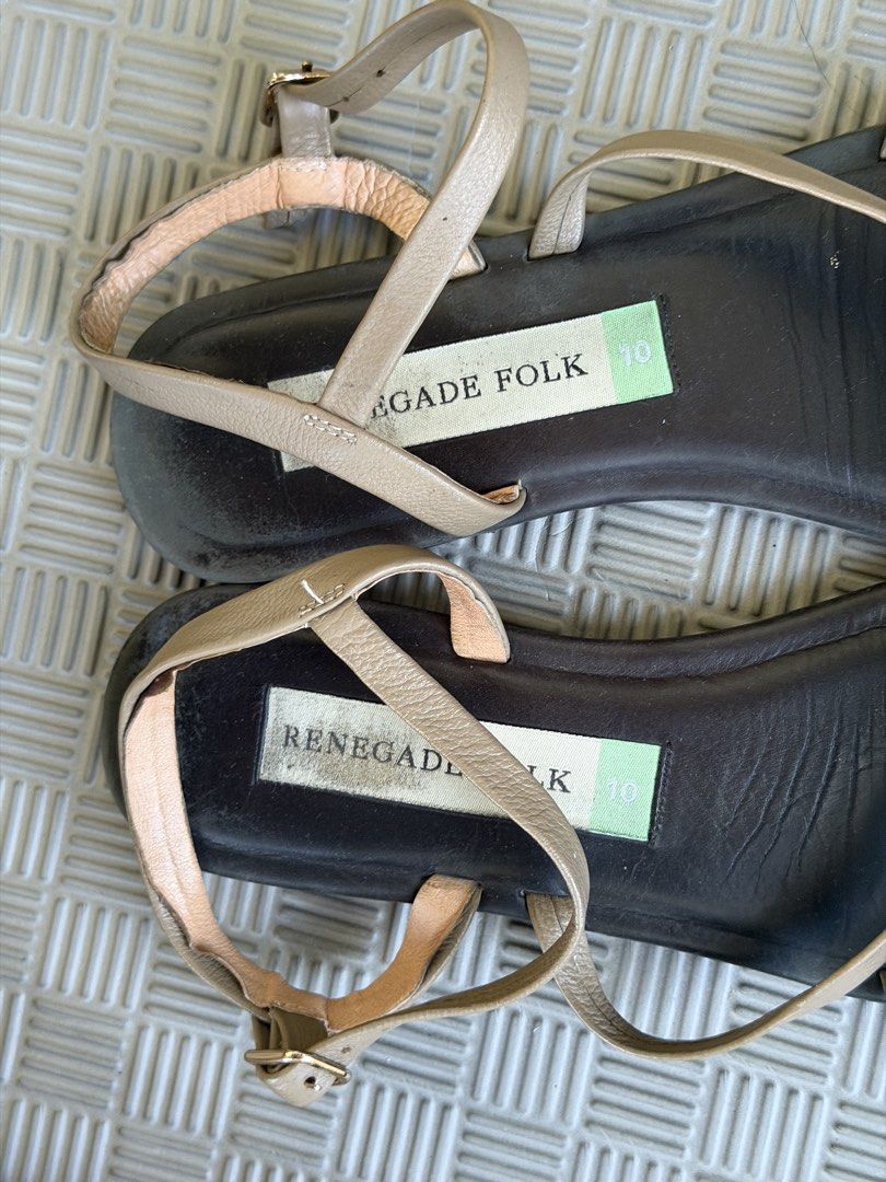 Renegade Folk Slow Down Soft Insoles (Category: Flats & Sandals) located in Bacolod City. Submitted by yel.pvt (Listing ID 1470364662, Image 2). Description: Used for a few months only, but I don’t like how the straps and soft insole bottom feel already. Maybe because it got wet in the rain. Black soles color transfer on my heel also. - Brand/Model: Renegade Folk flat sandals - Colorway: Black and beige - Size: US 10 / PH size equivalent - Design
