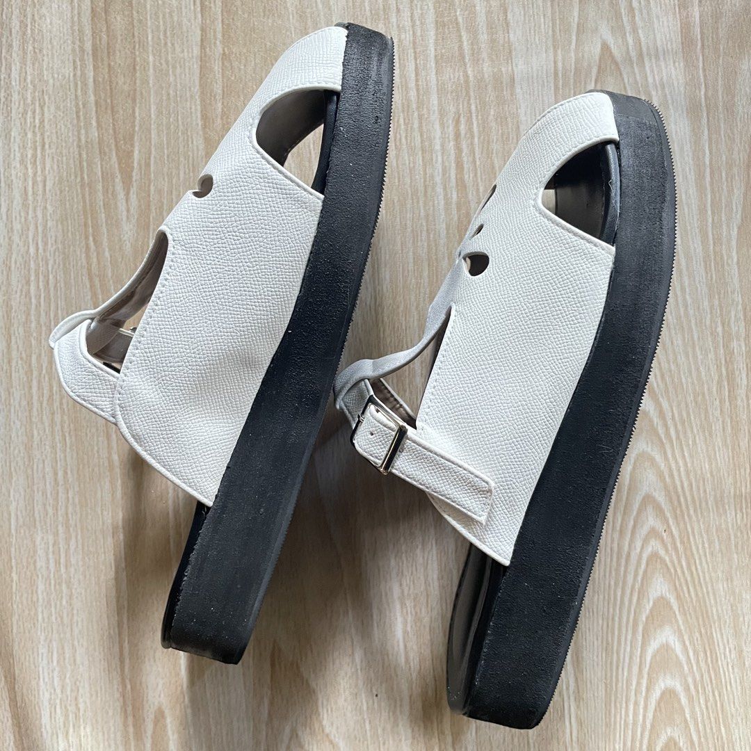 RF dupe (Category: Sandals) located in Quezon City. Submitted by anywearphl (Listing ID 1470378537, Image 2). Description: Size 9-10 .