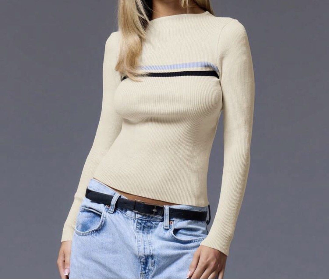 Ribbed Knit Sweater (Category: Longsleeves) located in Manila. Submitted by safetiger.351a36 (Listing ID 1470401765, Image 1). Description: .