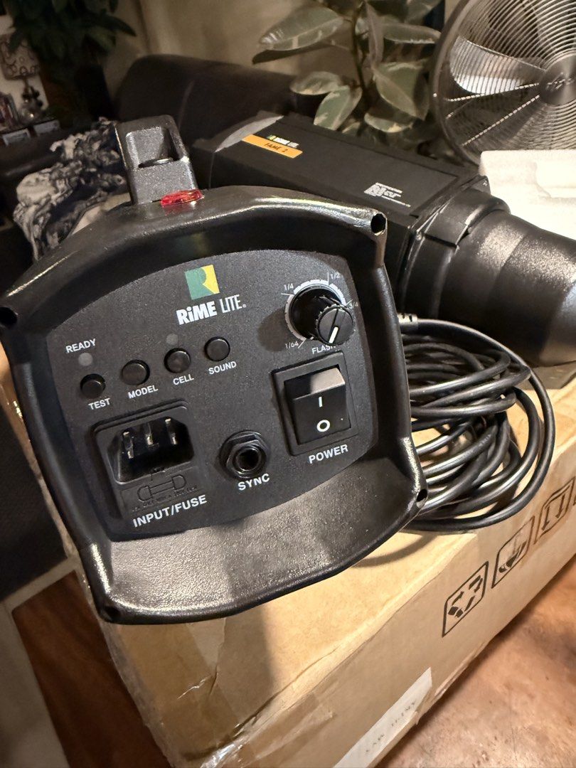 Rime Lite Fame 2 Studio Strobe Flash Lights (Category: Lighting & Studio Equipment) located in Quezon City. Submitted by jaxandzac (Listing ID 1470520402, Image 2). Description: - Set of 2 Rime Lite Fame 2 studio lights (Model FAME) - Voltage: AC200-230V with max 250W halogen lamp - Fully functional rear control panel (test, model, cell, sound buttons & flash output dial) - Glass flash tubes are completely intact - Power cables included and ready