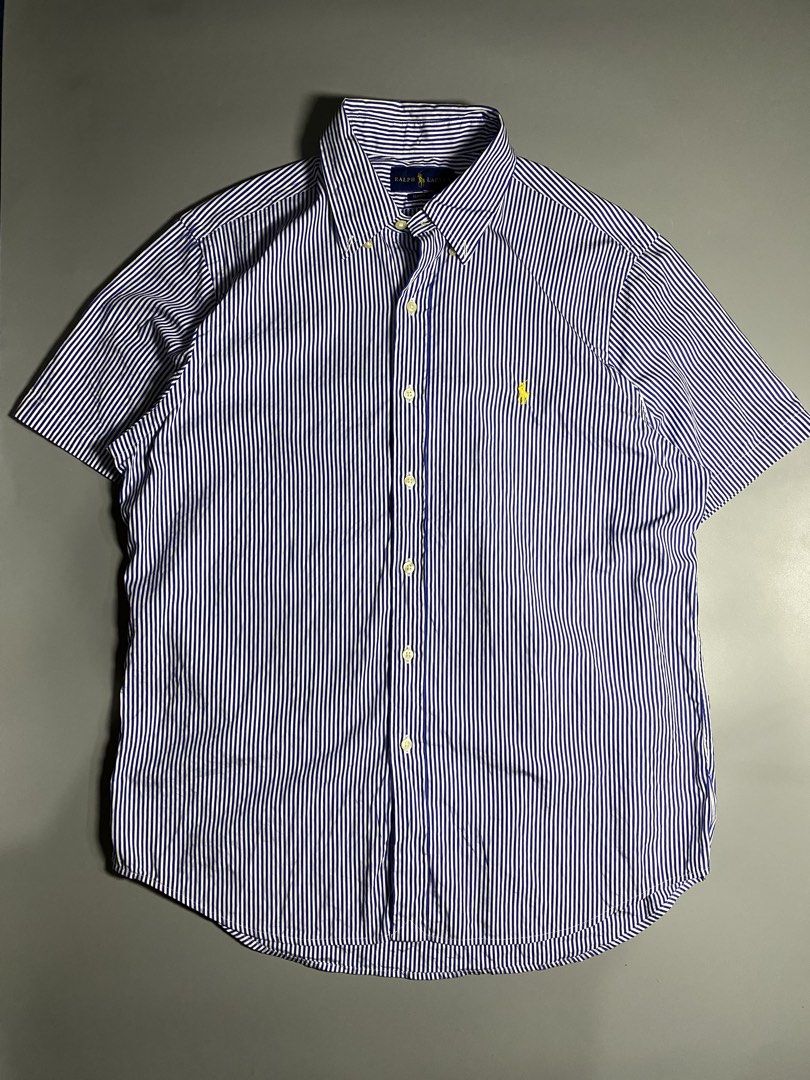 RL button down collar striped (Category: Tshirts & Polo Shirts ) located in Trento. Submitted by rappiboy121322 (Listing ID 1470460385, Image 2). Description: RL button down collar striped As new condition No issue Large on tag Dimes: 22x30 9.8/10 colorate 1500 free shipping.