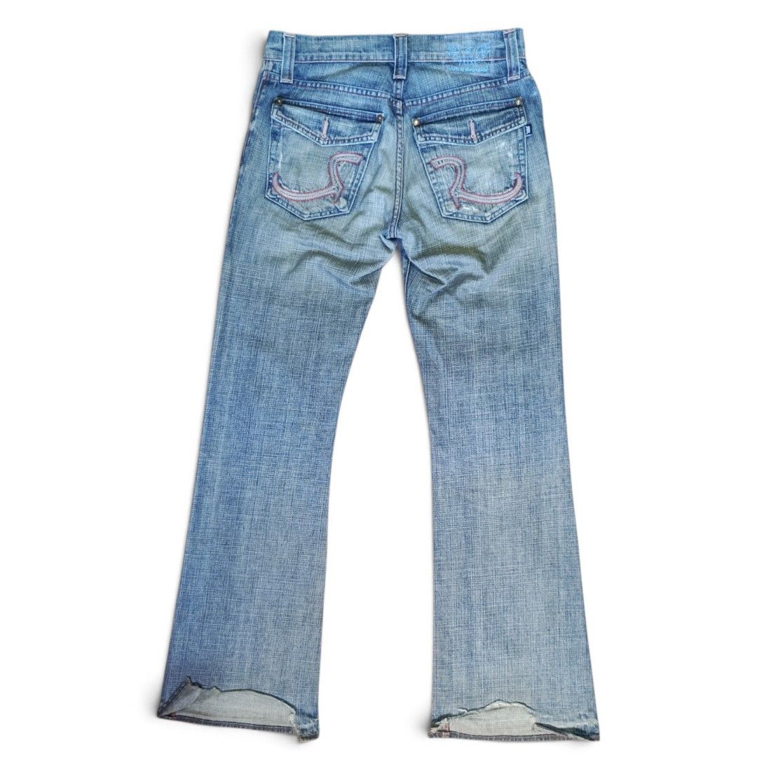 Y2K Rock & Republic Button Fly Bootcut Pants (Category: Jeans) located in Iloilo. Submitted by old_times (Listing ID 1470373361, Image 2). Description: 2000s Rock & Republic Button Fly Bootcut Jeans Measurements (inches): Size: 31 Length: 43 Leg Width: 9.5 Hem: 9.5 Details: - Button Fly - Embroidered Waist Tag - "R" Logo Embroidery Condition: - Heel Drag - Distressed ₱450 (+ Shipping fee) loc: iloilo courier: J&T Shipping (nationwide).
