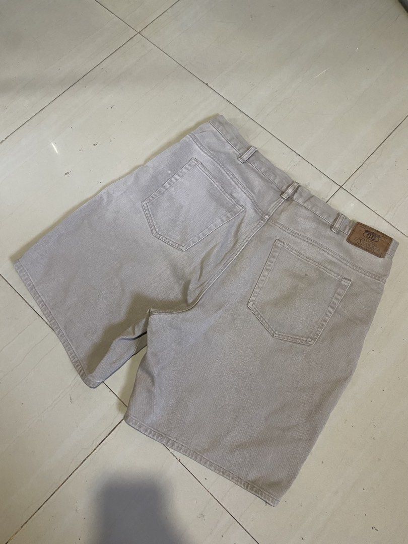 Route 66 Jorts (Category: Shorts) located in Kalibo. Submitted by joshuabeyaban (Listing ID 1470371713, Image 2). Description: Route 66 Jorts Waist•38 Length• 21 Leg Open•12 EXCELLENT CONDITION NEED WASH.