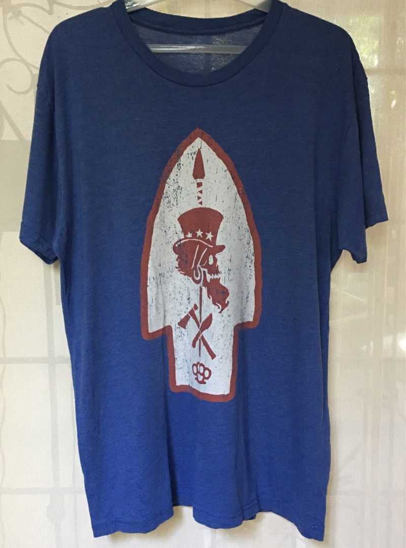 Royal Blue “Bad Larry” Arrowhead Graphic (Category: Everything Else Others) located in Tarlac. Submitted by greatfindstrlc (Listing ID 1470441351, Image 1). Description: from OAF Nation, 4th of July good condition no tags free size. Dimension 20” Chest, 27 1/2” Length..