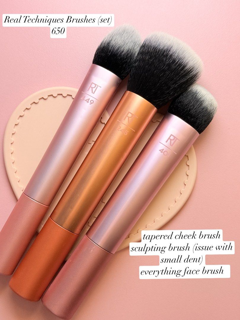 Real Techniques Brushes (Category: Makeup) located in Marikina City. Submitted by glittermoongirl (Listing ID 1470378534, Image 1). Description: Real Techniques Makeup Brushes (sold as set) 100% ORIGINAL!!! 🩷RT 449 tapered cheek brush 🩷 RT 401 sculpting brush (issue w/ small dent) 🧡 RT 245 everything face brush NO LAST PRICE! Washed and Sanitized. Once used only. No issue Loc: Marikina Courier: Lalamove or JNT.
