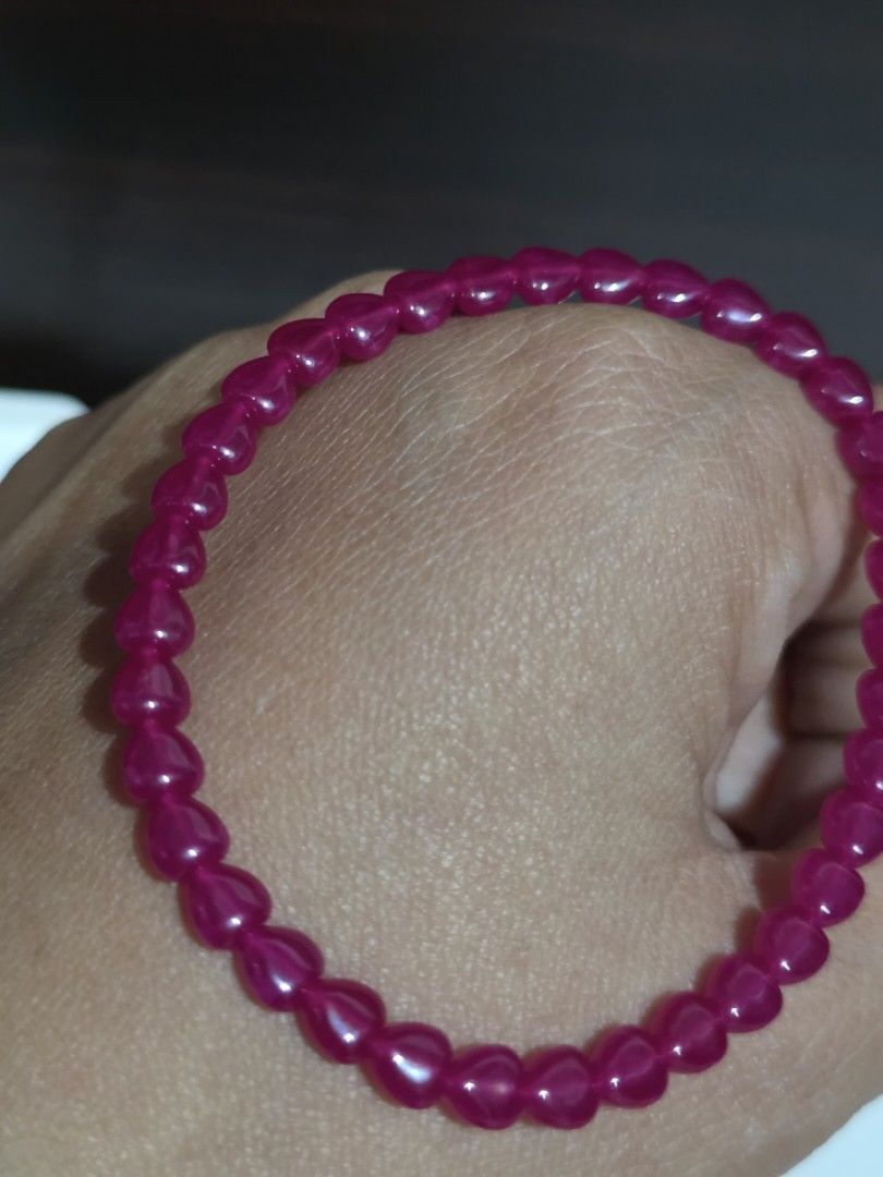 Ruby High Grade Love Shape (Category: Bracelets) located in Ujong Pasir. Submitted by bieda.journey (Listing ID 1470404582, Image 2). Description: .