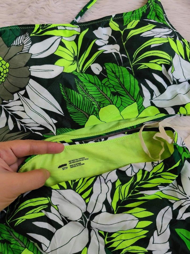 (S) Aerie Swimsuit (Category: Bikinis & Swimsuits) located in Paranaque City. Submitted by sl_shop05 (Listing ID 1470358583, Image 2). Description: 🌻Like New🌻 🌼Brand: AERIE ➡️Padded ✨Size: Small ❎𝑨𝒍𝒍 𝒊𝒕𝒆𝒎𝒔 𝒂𝒓𝒆 𝑷𝑹𝑬𝑳𝑶𝑽𝑬𝑫 𝒊𝒏 𝑮𝒐𝒐𝒅 𝑪𝒐𝒏𝒅𝒊𝒕𝒊𝒐𝒏 ❎𝑷𝒍𝒆𝒂𝒔𝒆 𝒅𝒐 𝒎𝒂𝒏𝒂𝒈𝒆 𝒚𝒐𝒖𝒓 𝒆𝒙𝒑𝒆𝒄𝒕𝒂𝒕𝒊𝒐𝒏𝒔. ❎𝑾𝑨𝑺𝑯 𝒃𝒆𝒇𝒐𝒓𝒆 𝑼𝑺𝑬‼️ ❎𝑩𝑼𝒀 𝒂𝒕 𝒚𝒐𝒖𝒓 𝒐𝒘𝒏 𝒓𝒊𝒔𝒌‼️ ❎𝑵𝑶 𝑹𝑬𝑻𝑼𝑹𝑵, 𝑵𝑶 𝑬𝑿𝑪𝑯𝑨𝑵