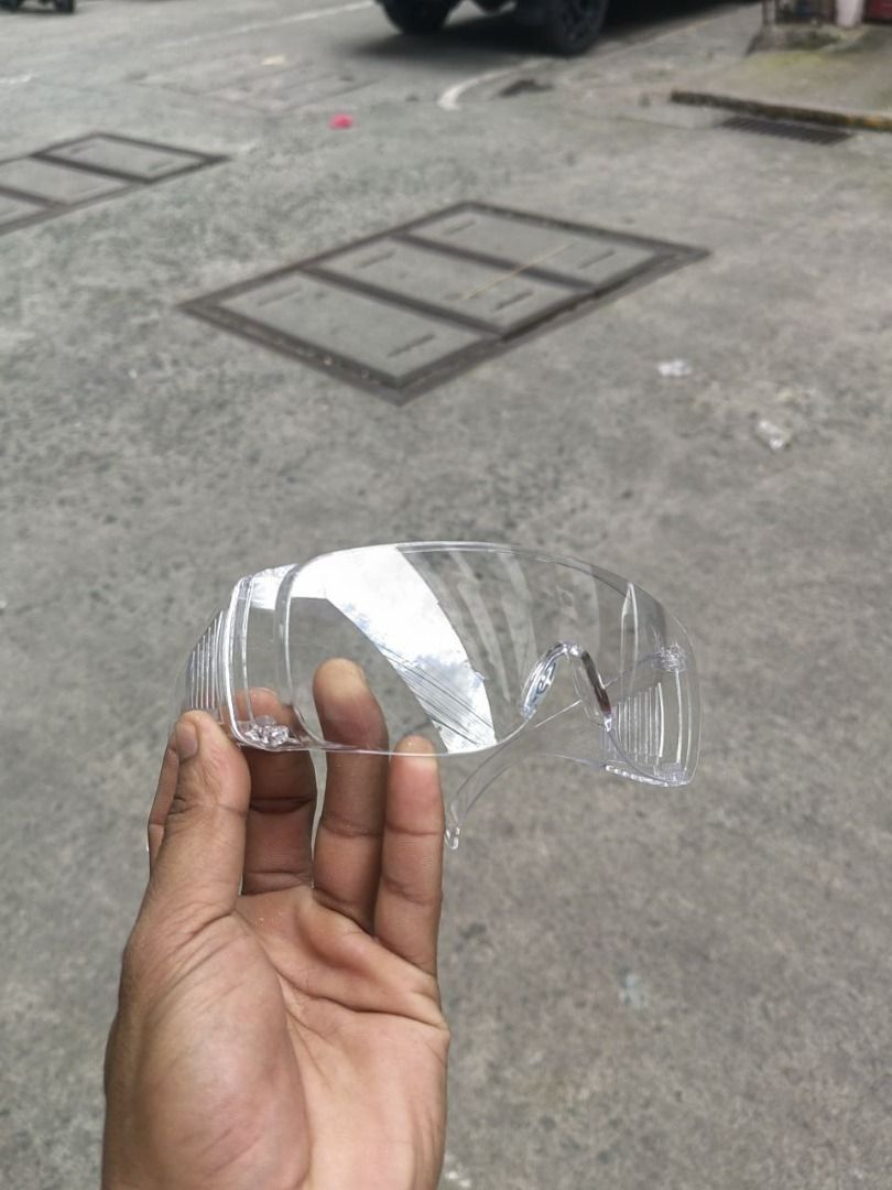 Safety goggles clear (Category: Everything Else Others) located in Manila. Submitted by 09171479278_elsie. (Listing ID 1470401275, Image 1). Description: Safety goggles clear.