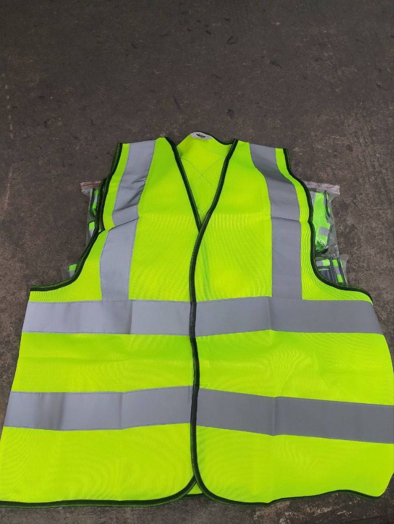 Safety Vest Specs: Reflectorized Green (Category: Everything Else Others) located in Manila. Submitted by 09171479278_elsie. (Listing ID 1470353422, Image 1). Description: Safety Vest Specs: Reflectorized Green.