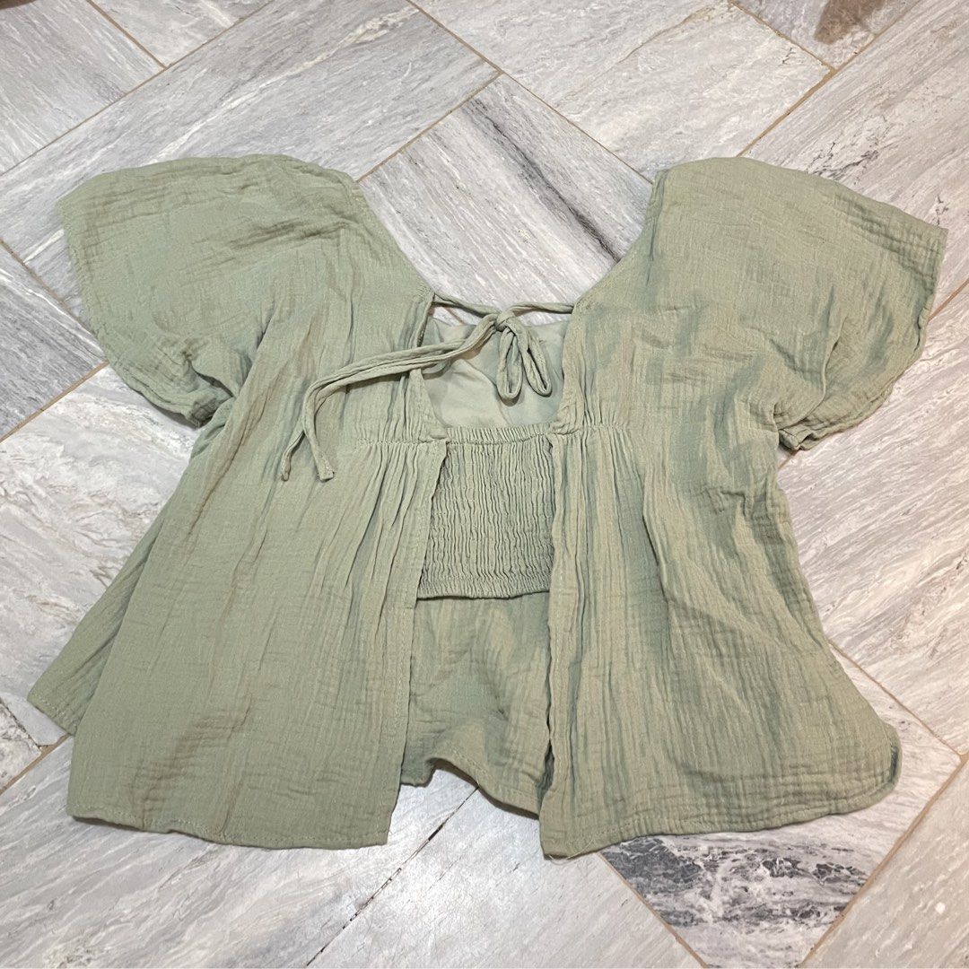 Sage Green Peplum Top (Category: Blouses) located in Bacoor. Submitted by s4dee (Listing ID 1470537469, Image 2). Description: size : medium on tag (s-m) - back details - never used - linen fabric.