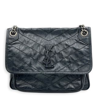 (Category: ) located in . Submitted by carousellluxury (Listing ID 1470383145, Image 1). Description: .