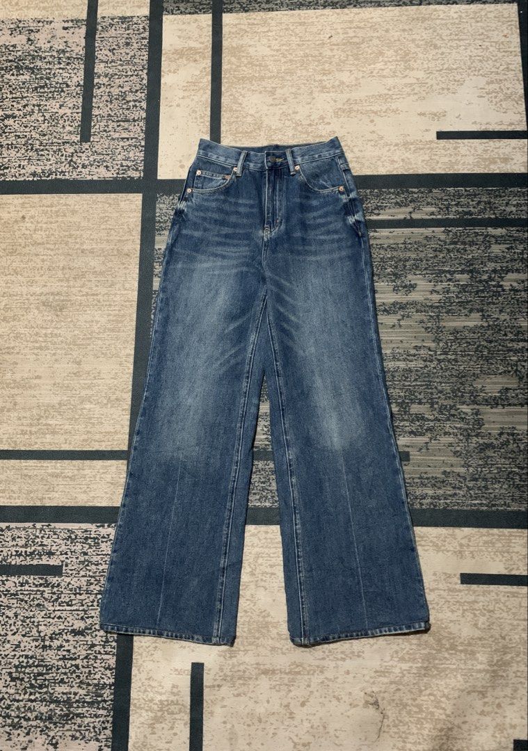 Saint laurent paris (Category: Jeans) located in Cebu City. Submitted by thriftsh1t.ph (Listing ID 1470501238, Image 1). Description: W26-28 L41.